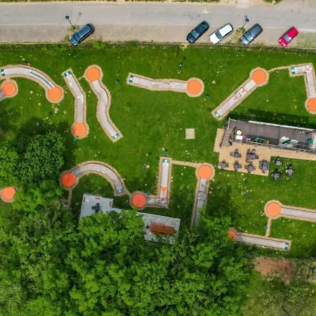 Angelina Apartmani. * 贝尔格莱德